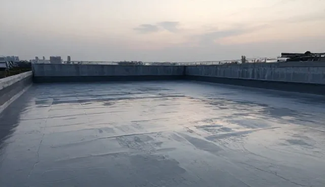 维保服务中材料性能影响因素与应对策略